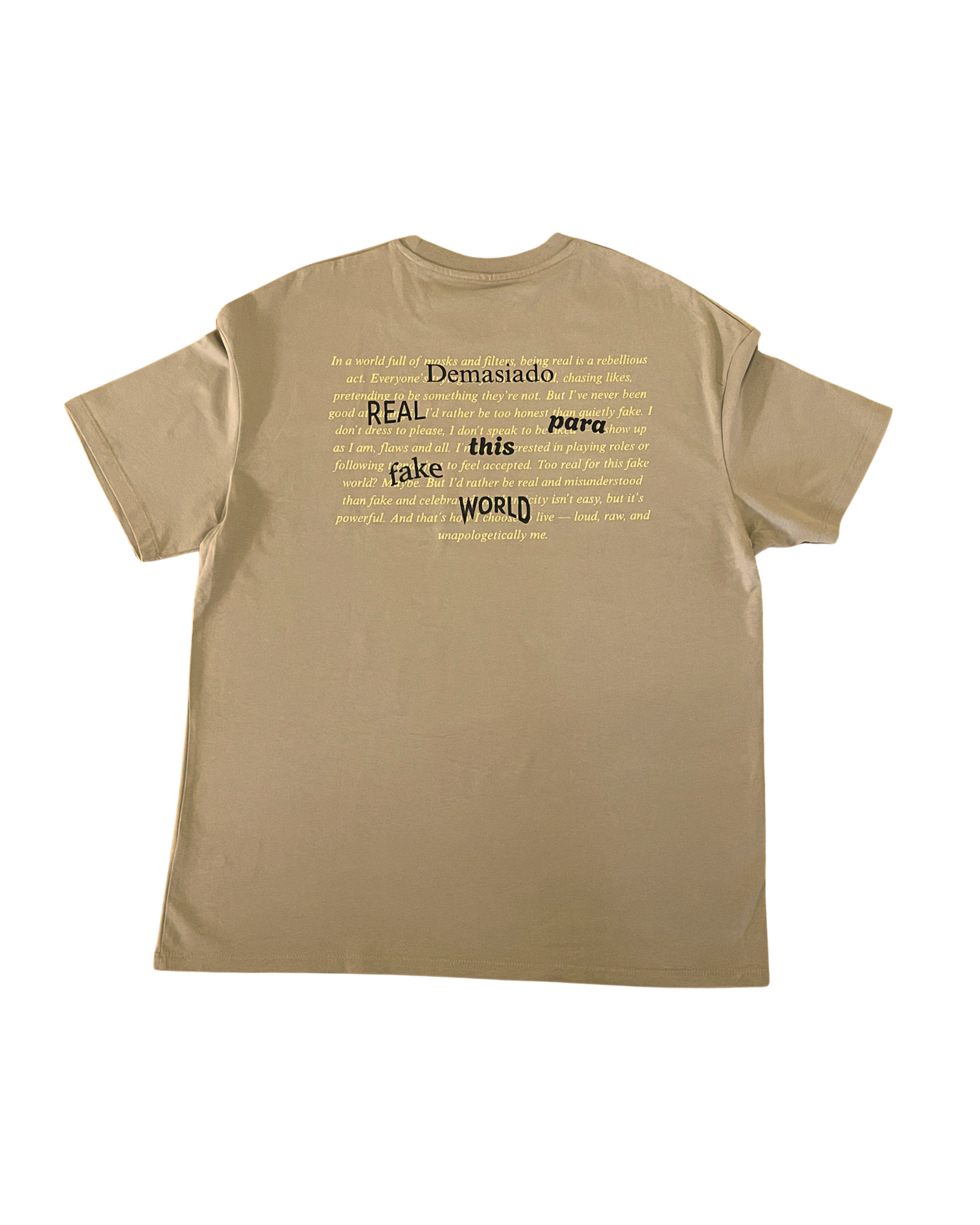 Camiseta Fake World – Marrón